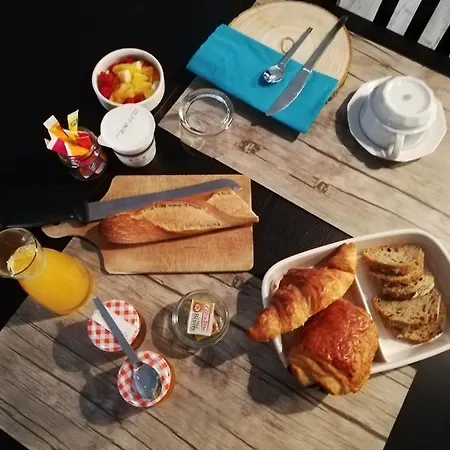 La Ferme De Pham Bed & Breakfast Belberaud