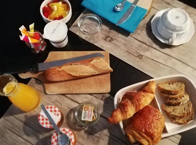 La Ferme De Pham Bed & Breakfast Belberaud